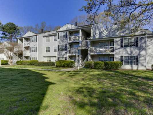 Watermans Crossing Apartments property